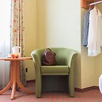 Lohmann's Kapeller Hof Hotel Langenfeld (North Rhine-Westphalia)