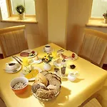 Lohmann's Kapeller Hof Hotel 3*
