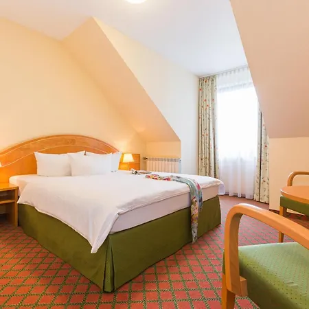 Lohmann's Kapeller Hof Hotel Langenfeld (North Rhine-Westphalia)