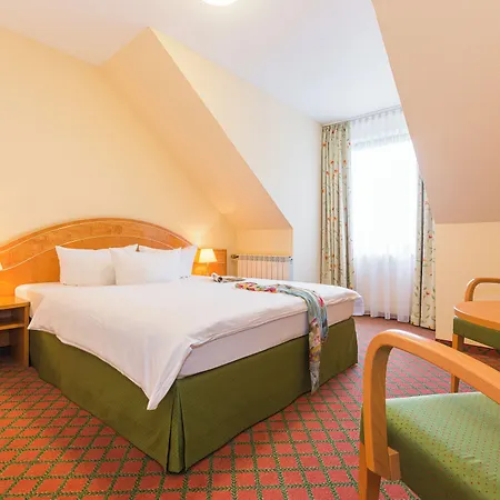 Lohmann's Kapeller Hof 3* Langenfeld (North Rhine-Westphalia)