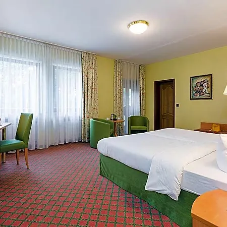 Lohmann's Kapeller Hof 3*