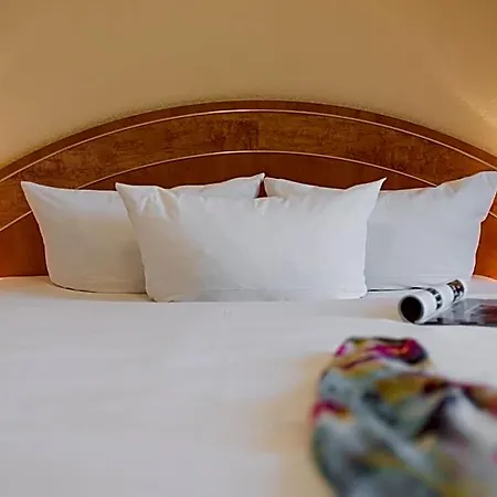 Lohmann's Kapeller Hof 3*
