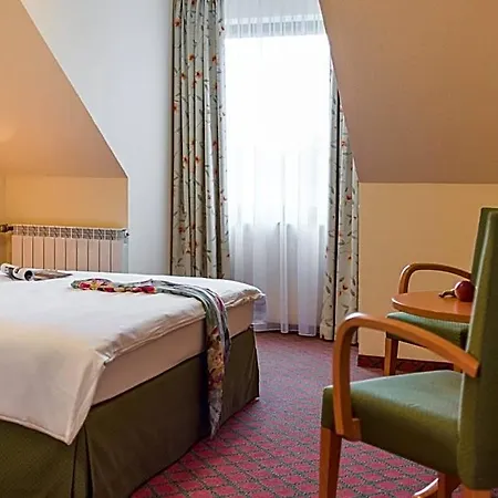 Lohmann's Kapeller Hof Hotel