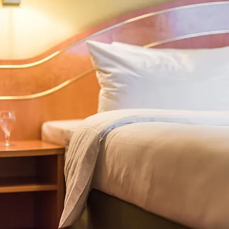 Lohmann's Kapeller Hof 3* Langenfeld (North Rhine-Westphalia)