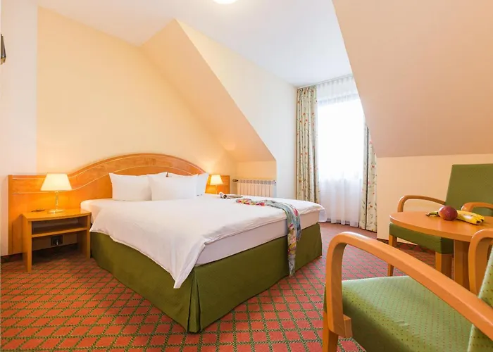 Lohmann's Kapeller Hof Hotel Langenfeld (North Rhine-Westphalia)