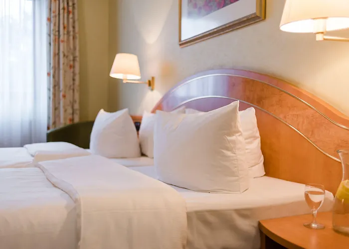 卡普勒洛赫曼酒店 3* 朗根费尔德