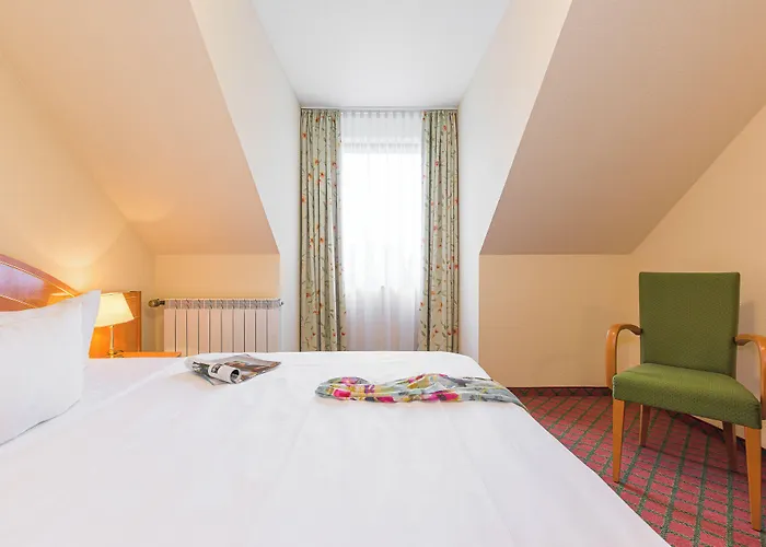 Lohmann's Kapeller Hof 3* Langenfeld (North Rhine-Westphalia)