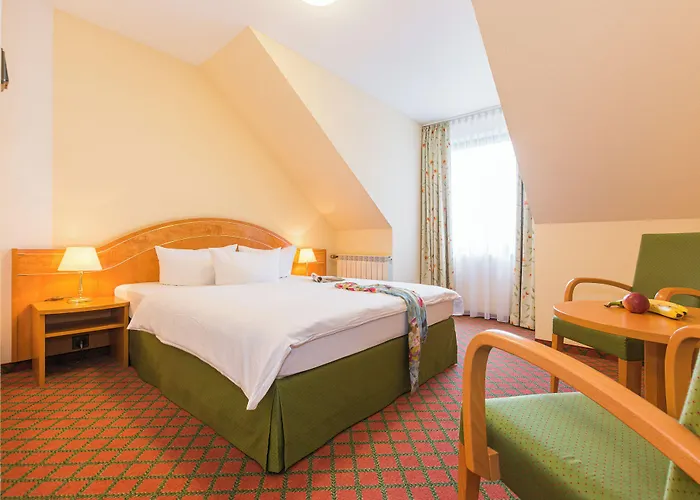 Lohmann's Kapeller Hof 3* Langenfeld (North Rhine-Westphalia)