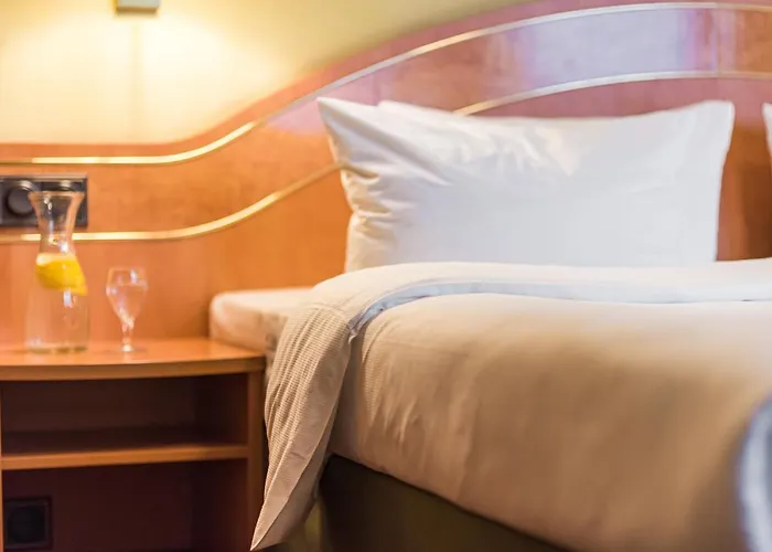 卡普勒洛赫曼酒店 3* 朗根费尔德